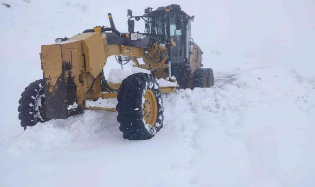 Elazığ'da 86 köy yolu ulaşıma kapandı