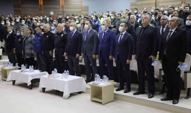 Elazığ'da emniyet ekipleri tarafından 'KAAN' Projesi anlatıldı