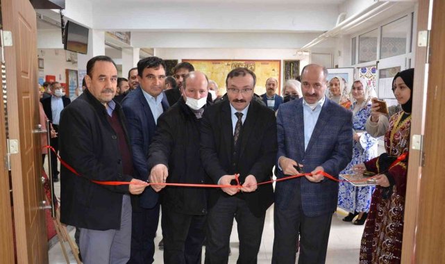 Emet&#039;te &quot;Kültür Güçtür. Kendi Yiyeceğini Kendin Üret&quot; isimli sergi