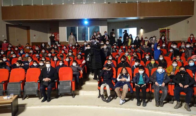 Erciş Belediyesinden sinema etkinliği