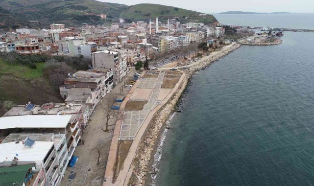 Erdek sahilleri güzelleşiyor