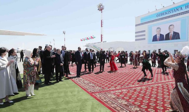Erdoğan, Ürgenç Havaalanı'nda törenle karşılandı
