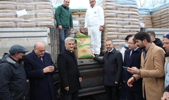 Erzincan'da çiftçilere yüzde 75'i hibe, 380 ton sertifikalı buğday tohumu dağıtıldı