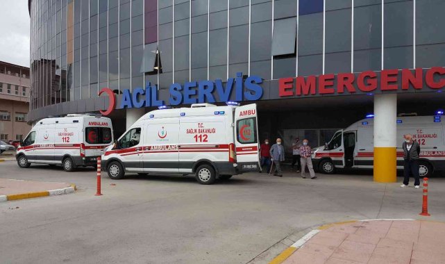 Erzincan'da trafik kazası: 8 yaralı