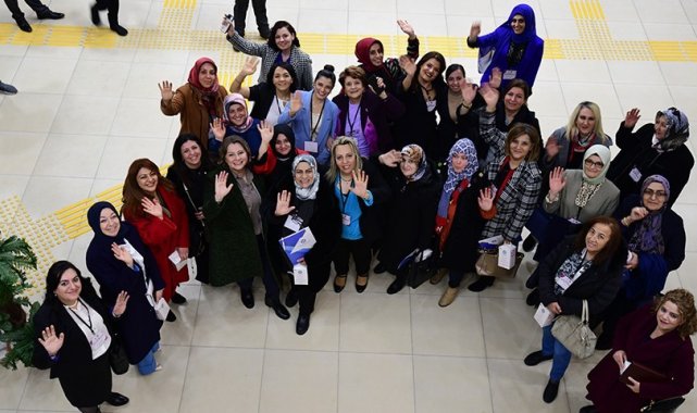 Erzurum&#039;un kadın yöneticileri ETÜ ev sahipliğinde buluştu