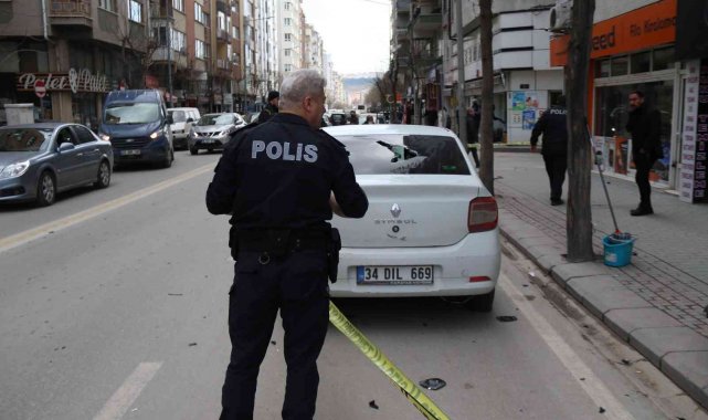 Eskişehir'de silahlı ve sopalı kavga: 2 yaralı