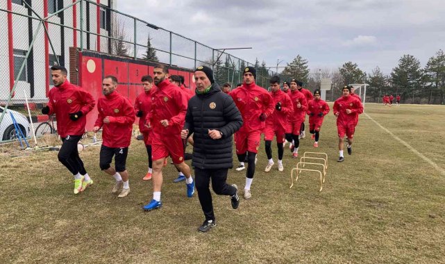 Eskişehirspor karşılaşma için Erzincan'a hareket etti