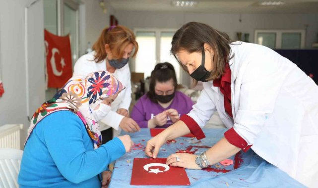 EYDEM'de el emeği ürünler yapıyorlar