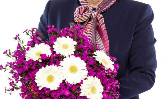 Fatma Şahin &#039;Kadınlar Günü&#039;nü kutladı