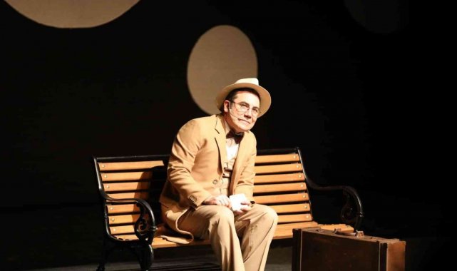 Ferhat Göçer'den 'Aldırma Gönül' müzikali