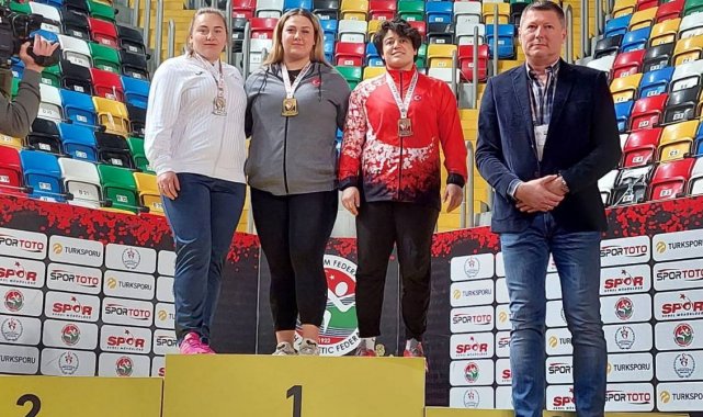 GAÜN&#039;lü öğrenciler atletizm şampiyonasına damga vurdu