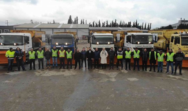 Gebze&#039;de ekipler karla mücadeleye hazır