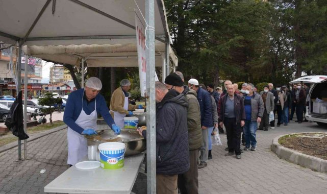 Gediz depreminde ölenler anıldı