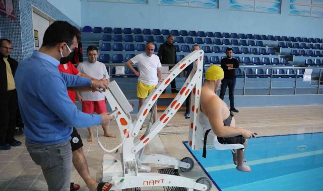 Gemlik'te engelsiz havuz