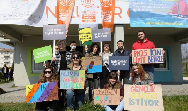 Gençler, küresel iklimle ilgili çağrıda bulundu
