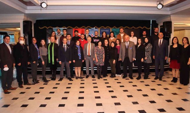 Gençlerle yarına bir adım