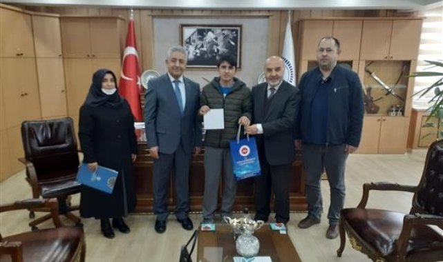 Gençlik bilgi yarışması Tekirdağ birincisi Çorlu&#039;dan
