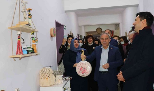 Gördes'te 'Sıfır Atık Projesi' sergisi açıldı