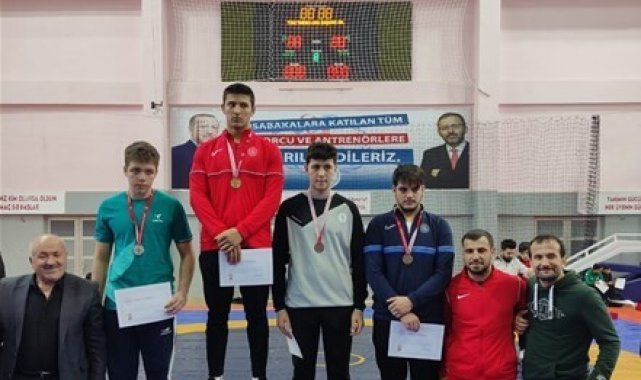 Güreşçi Bozbağ Türkiye Şampiyonu oldu