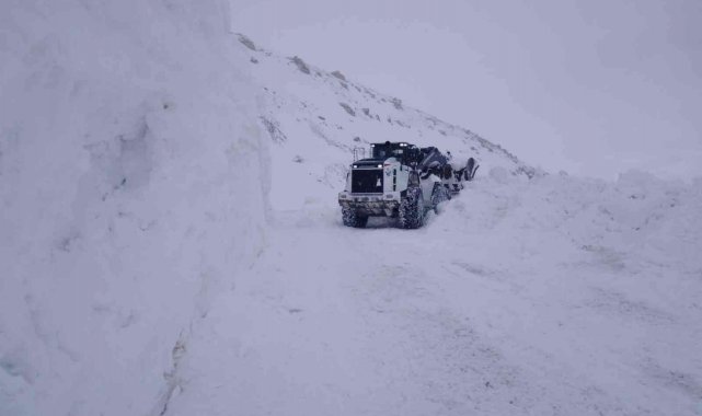Hakkari'de 40 köy yolu ulaşıma kapandı