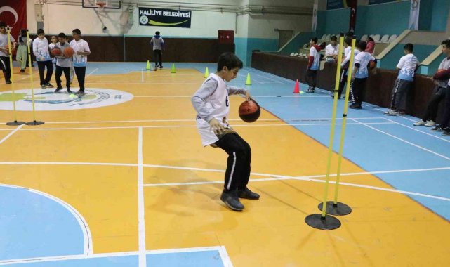 Haliliye'de geleceğin dev adamları yetişiyor