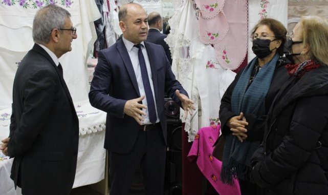 Halk Eğitimi Merkezi ve Akşam Sanat Okulu sergi açtı