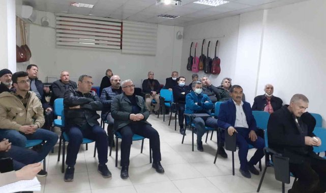 Hasatta yüksek verim için yetiştiricilere eğitim