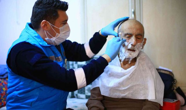 Hastalara evlerinde bakım hizmeti