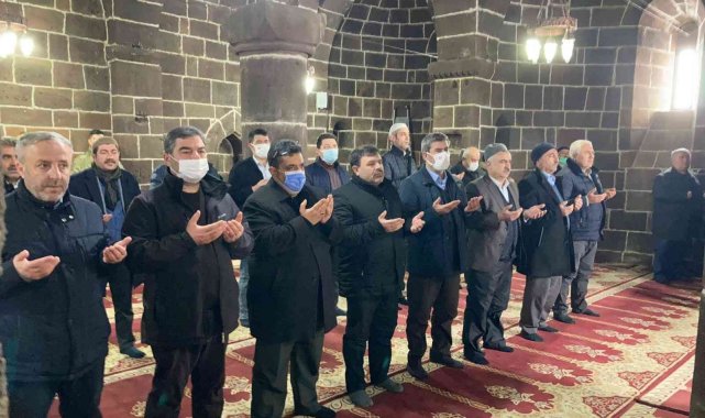 Helikopter kazası şehitleri için mevlit programı düzenlendi