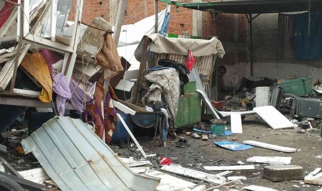 Hurda deposunda patlama: 2 yaralı