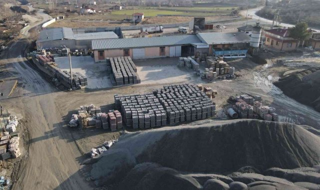 Hurdaların eksildiğini fark eden Başkan, hırsızlık yapan 3 personelini yakalattı