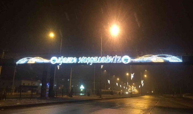 Iğdır-Ağrı yolu kar yağışı sonrası boş kaldı