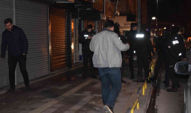 İki grup arasında silahlı kavga: 1 yaralı