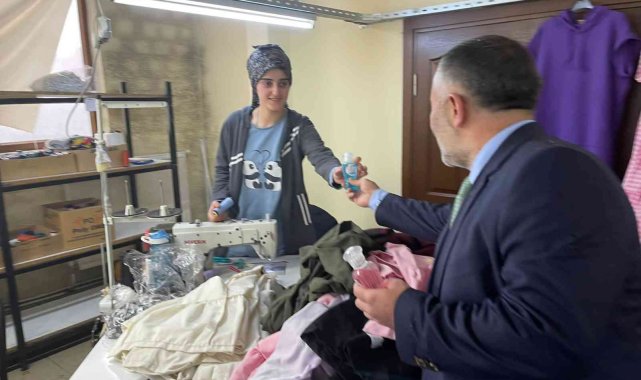 İl Başkanı Yıldırım, tekstil atölyesinde çalışan işçileri ziyaret etti