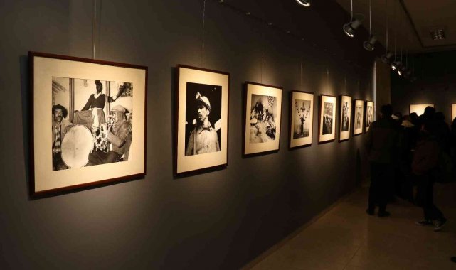 İletişim Bilimleri'nde "Fikret Otyam fotoğraf sergisi" açıldı