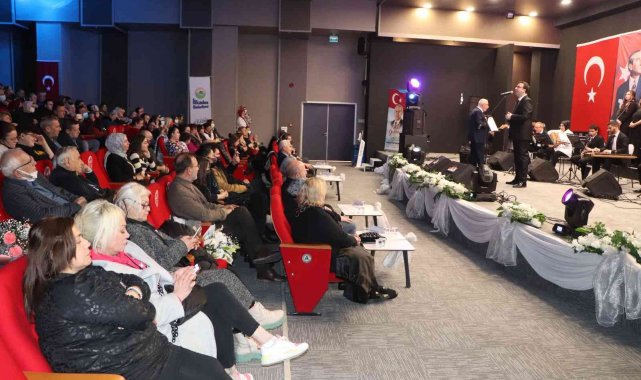 İlkadım Türk Sanat Müziği Korosu'ndan unutulmaz konser