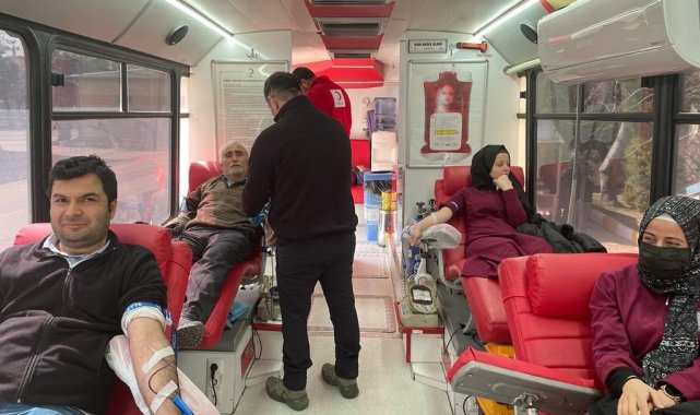 İmam Hatiplilerden kan bağış kampanyasına destek