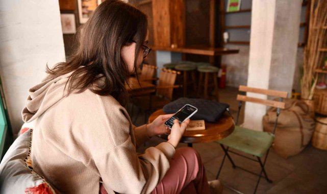 İşletmeler farkındalık için internet ağı şifrelerini "kadinasiddetehayir" yapıyor