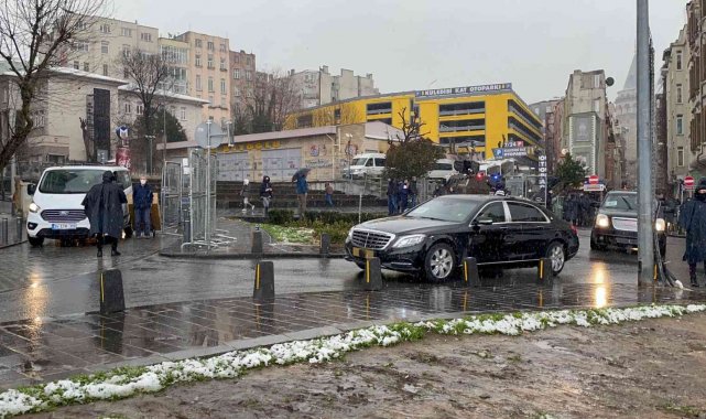 İsrail Cumhurbaşkanı Herzog Neve Şalom Sinagogu&#039;nu ziyaret etti