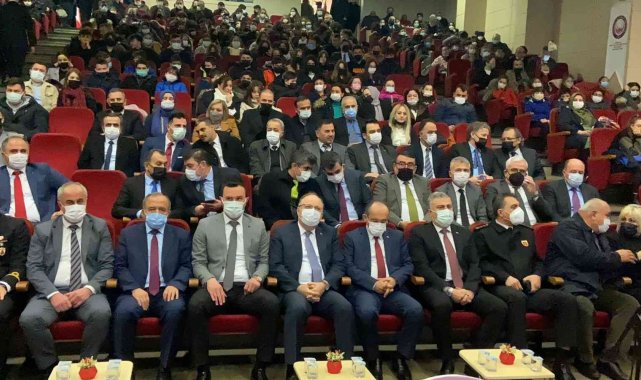 İstiklal Marşı&#039;nın kabulünün yıldönümünde Mehmet Akif Ersoy anıldı