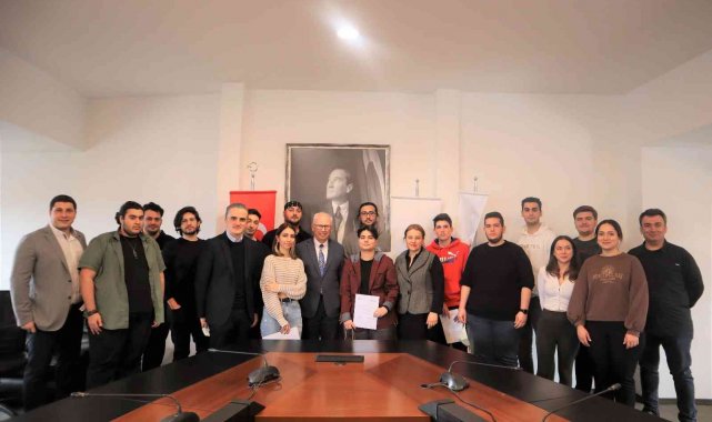 İzmir Ekonomi'den öğrencilere kariyer fırsatı