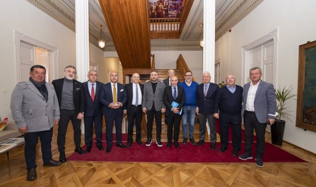 İzmir kulüplerine 30 milyon liralık destek daha