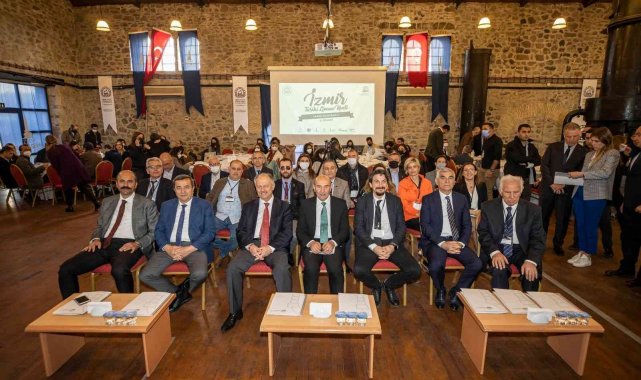 İzmir Tarihi Liman Kenti UNESCO&#039;ya bir adım daha yaklaştı