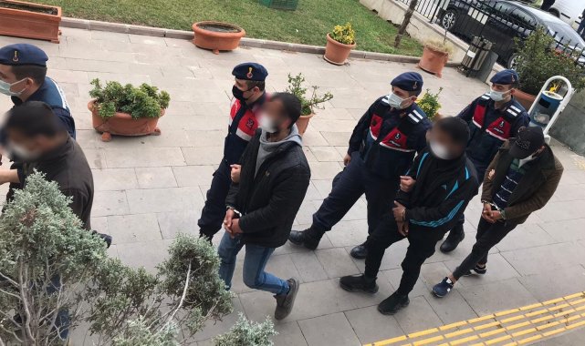 İzmir&#039;de hırsızlık olaylarına karışan 3 şüpheli yakalandı