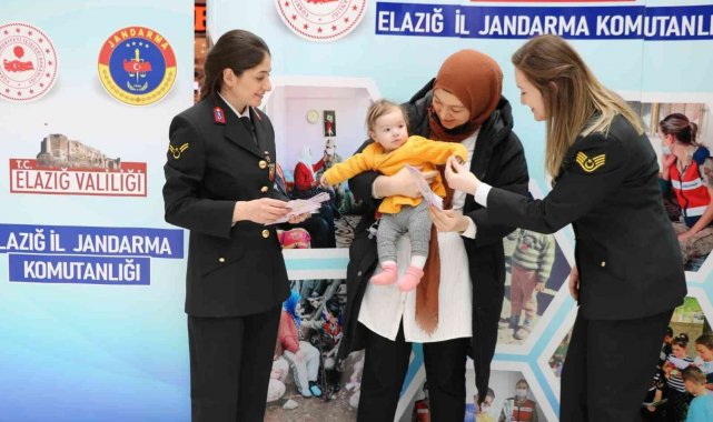 Jandarma kadınları yalnız bırakmadı