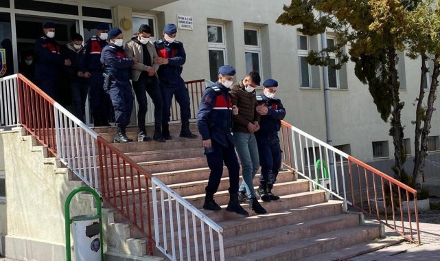 Jandarmadan dolandırıcılık şebekesine darbe