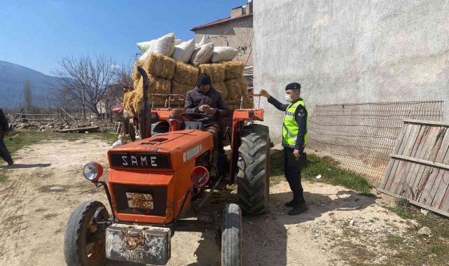 Jandarmadan traktör kazalarını önlemeye yönelik denetim ve eğitim faaliyetleri