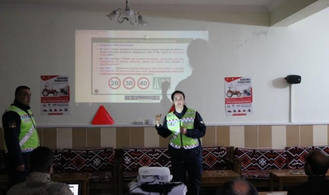 Jandarmadan traktör sürücülerine eğitim