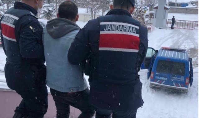 JASAT Niğde&#039;de çalınan aracı Aksaray&#039;da buldu
