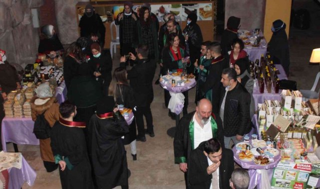 Kadın girişimciler kadınlar gününe özel stant kurdular